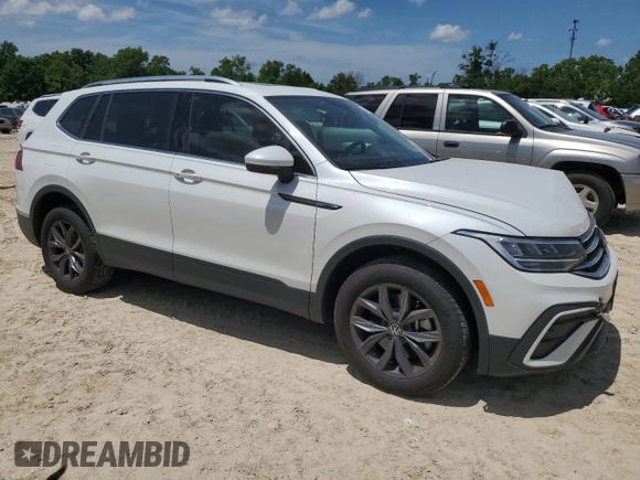 2023 Volkswagen Tiguan SE с VIN 3VVNB7AX0PM120846, выставлен на аукционе Copart как лот 62089755 с пробегом 30 452 миль миль и Списание • Salvage title. История ставок и продаж доступна на DreamBid. Изображение 4.