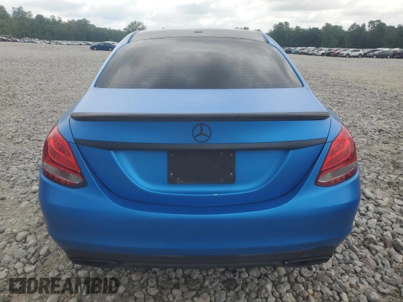 2016 Mercedes-Benz C 300 Luxury z VIN 55SWF4KBXGU105525, wystawiony jako Copart lot #62748765 z przebiegiem 108 688 mil mil oraz Szkoda całkowita • Salvage title. Historia ofert i sprzedaży dostępna na DreamBid. Obrazek 6.