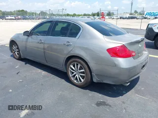 2008 Infiniti G35 Journey z VIN JNKBV61EX8M203780, wystawiony jako IAAI lot #42348361 z przebiegiem 182 858 mil mil oraz . Historia ofert i sprzedaży dostępna na DreamBid. Obrazek 3.
