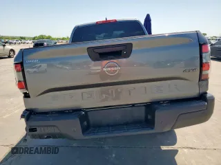 2022 Nissan Frontier S with VIN 1N6ED1CM7NN632998, listed as a Copart auction lot 52043135 with 33,286 mi miles and Salvage title. Bid and sale history available at DreamBid. Image 6.