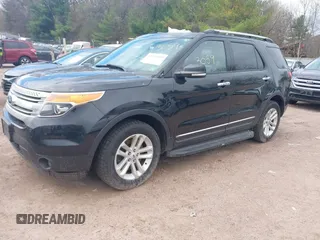 2014 Ford Explorer XLT with VIN 1FM5K8D8XEGB33891, listed as a IAAI auction lot 42143059 with 180,255 mi miles and . Bid and sale history available at carsss.com. Image 2.