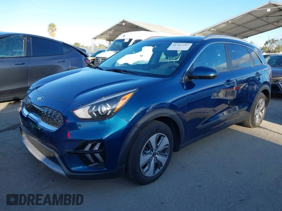 2021 Kia Niro LX with VIN KNDCB3LC4M5471852, listed as a IAAI auction lot 41707597 with 163,144 mi miles. Bid and sale history available at carsss.com. Image 2.