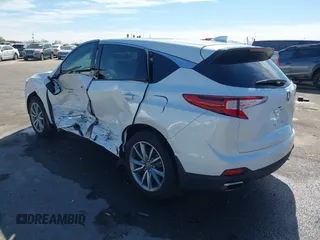 2024 Acura RDX Technology with VIN 5J8TC2H54RL026193, listed as a IAAI auction lot 41640830 with 4,586 mi miles and . Bid and sale history available at carsss.com. Image 3.