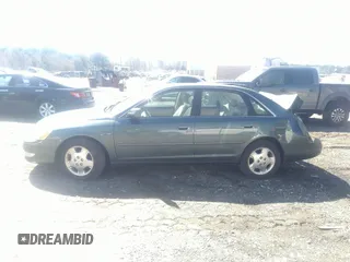 2003 Toyota Avalon XL with VIN 4T1BF28B33U276948, listed as a IAAI auction lot 41774026 with 141,564 mi miles and . Bid and sale history available at carsss.com. Image 15.