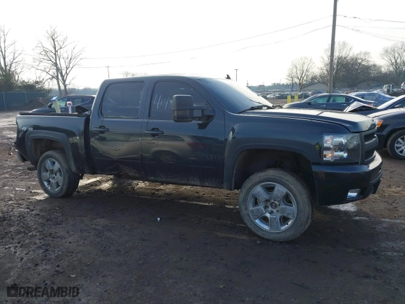 2009 Chevrolet Silverado 1500 LTZ with VIN 3GCEK33349G151522, listed as a IAAI auction lot 41489732 with 227,313 mi miles. Bid and sale history available at carsss.com. Image 13.