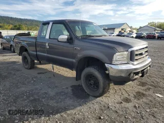 2004 Ford Super Duty F-250 XL with VIN 1FTNX21L74EB30467, listed as a Copart auction lot 72428484 with 115,177 mi miles and Clean Title. Bid and sale history available at carsss.com. Image 4.