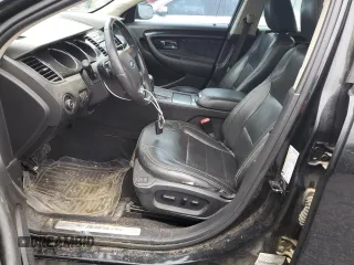 2010 Ford Taurus Limited z VIN 1FAHP2FW6AG108014, wystawiony jako Copart lot #58027455 z przebiegiem 229 871 mil mil oraz Szkoda całkowita • Salvage title. Historia ofert i sprzedaży dostępna na DreamBid. Obrazek 7.