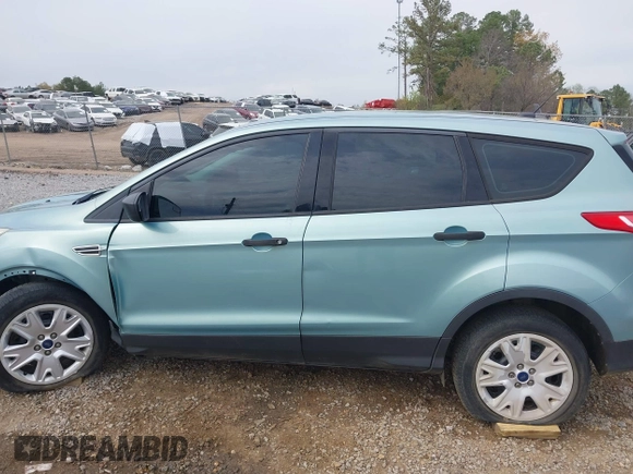 2013 Ford Escape S with VIN 1FMCU0F74DUA84047, listed as a IAAI auction lot 41907938 with 146,465 mi miles. Bid and sale history available at carsss.com. Image 14.