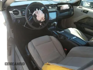 2011 Ford Mustang V6 с VIN 1ZVBP8AM0B5144056, выставлен на аукционе Copart как лот 60882515 с пробегом 327 059 миль миль и Списание • Salvage title. История ставок и продаж доступна на DreamBid. Изображение 8.