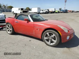 2008 Pontiac Solstice z VIN 1G2MB35B08Y117876, wystawiony jako Copart lot #72073494 z przebiegiem 27 365 mil mil oraz Szkoda całkowita • Salvage title. Historia ofert i sprzedaży dostępna na DreamBid. Obrazek 4.