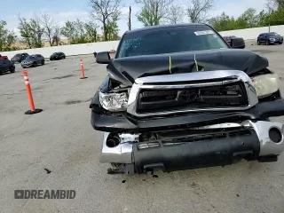 2010 Toyota Tundra z VIN 5TFUW5F18AX106184, wystawiony jako Copart lot #53307325 z przebiegiem 180 936 mil mil oraz Szkoda całkowita • Salvage title. Historia ofert i sprzedaży dostępna na DreamBid. Obrazek 10.