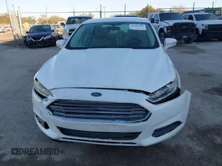 2016 Ford Fusion SE with VIN 3FA6P0H71GR243369, listed as a IAAI auction lot 41586316 with 161,009 mi miles. Bid and sale history available at carsss.com. Image 6.