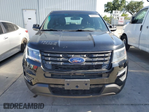 2018 Ford Police Interceptor Utility z VIN 1FM5K8AR0JGA20815, wystawiony jako Copart lot #58233165 z przebiegiem 109 064 mil mil oraz Tytuł czysty. Historia ofert i sprzedaży dostępna na DreamBid. Obrazek 5.