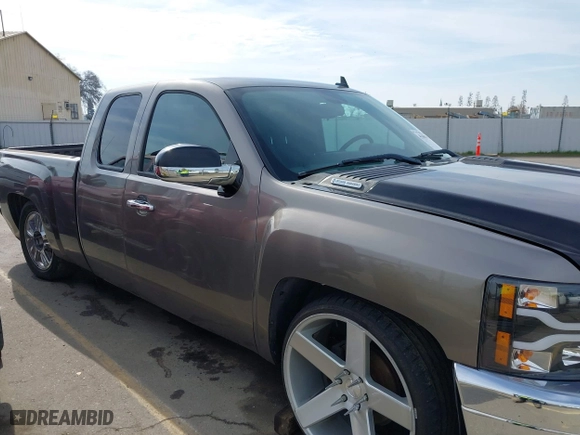 2012 Chevrolet Silverado 1500 LT with VIN 1GCRCSE04CZ283781, listed as a IAAI auction lot 41602923 with 86,378 mi miles. Bid and sale history available at carsss.com. Image 14.