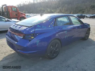 2023 Hyundai Elantra Preferred with VIN KMHLM4AG2PU372541, listed as a Copart auction lot 81810694 with 21,173 mi miles and Salvage Title. Bid and sale history available at carsss.com. Image 3.