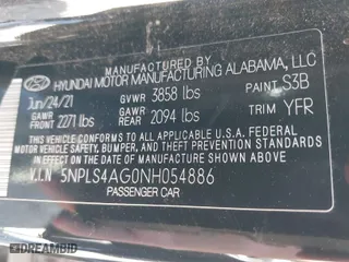 2022 Hyundai Elantra SEL with VIN 5NPLS4AG0NH054886, listed as a IAAI auction lot 41996906 with 132,014 mi miles. Bid and sale history available at carsss.com. Image 9.
