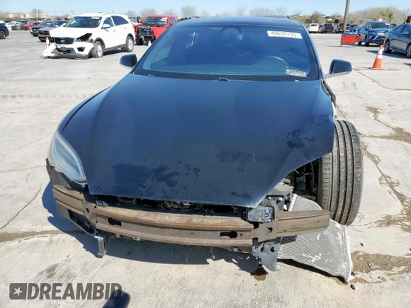 2019 Tesla Model S 100D with VIN 5YJSA1E46KF331936, listed as a Copart auction lot 49639135 with 20,499 mi miles and Salvage title. Bid and sale history available at DreamBid. Image 5.