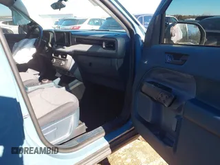 2023 Ford Maverick XL z VIN 3FTTW8F90PRB00416, wystawiony jako IAAI lot #38472866 z przebiegiem 1 427 mil mil oraz . Historia ofert i sprzedaży dostępna na DreamBid. Obrazek 5.