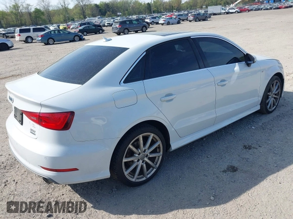 2015 Audi A3 Prestige z VIN WAUKFGFF1F1095602, wystawiony jako IAAI lot #42112237 z przebiegiem 88 469 mil mil oraz . Historia ofert i sprzedaży dostępna na DreamBid. Obrazek 4.