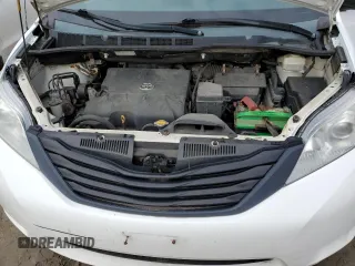 2013 Toyota Sienna L с VIN 5TDZK3DC6DS315122, выставлен на аукционе Copart как лот 47453125 с пробегом 161 106 миль миль и На запчасти • Non repairable. История ставок и продаж доступна на DreamBid. Изображение 12.