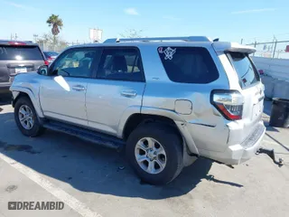 2015 Toyota 4Runner Limited with VIN JTEBU5JR3F5234714, listed as a IAAI auction lot 41862423 with 146,790 mi miles. Bid and sale history available at carsss.com. Image 3.