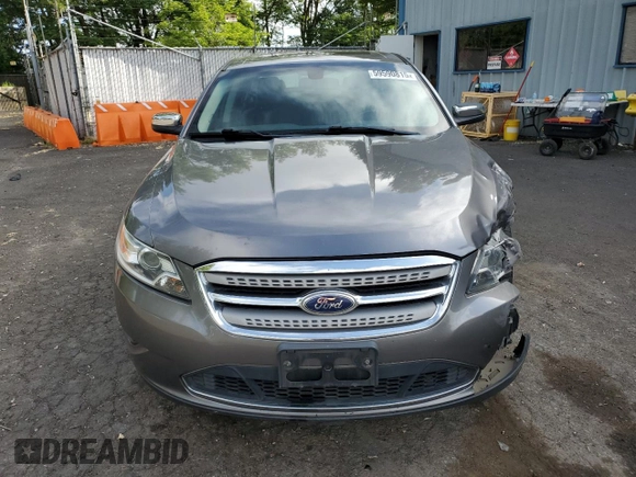 2011 Ford Taurus Limited with VIN 1FAHP2FW4BG139747, listed as a Copart auction lot 59590815 with 131,600 mi miles and Salvage title. Bid and sale history available at DreamBid. Image 5.