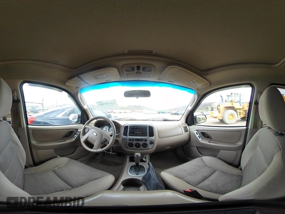 2005 Ford Escape XLT with VIN 1FMYU03115KA29039, listed as a IAAI auction lot 42159988 with 240,047 mi miles and . Bid and sale history available at DreamBid. Image 18.
