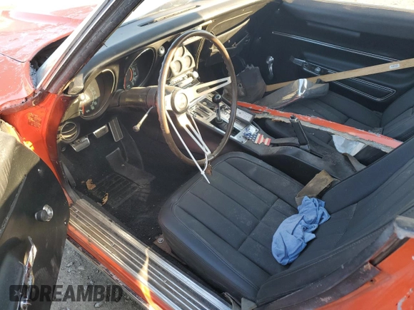 1968 Chevrolet Corvette z VIN 194678S407304, wystawiony jako Copart lot #80236834 z przebiegiem 32 639 mil mil oraz Szkoda całkowita • Salvage title. Historia ofert i sprzedaży dostępna na DreamBid. Obrazek 8.