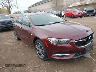 2018 Buick Regal Essence with VIN W04GP6SX2J1137227, listed as a IAAI auction lot 41657402 with 68,371 mi miles and . Bid and sale history available at DreamBid. Image 1.
