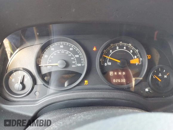 2016 Jeep Patriot Sport z VIN 1C4NJPBA0GD525550, wystawiony jako IAAI lot #41685524 z przebiegiem 82 630 mil mil oraz . Historia ofert i sprzedaży dostępna na DreamBid. Obrazek 7.
