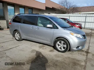 2012 Toyota Sienna LE AAS z VIN 5TDKK3DC7CS192916, wystawiony jako Copart lot #43219255 z przebiegiem 214 612 mil mil oraz Nie do naprawy • Non repairable. Historia ofert i sprzedaży dostępna na DreamBid. Obrazek 4.