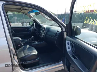 2007 Ford Escape Limited with VIN 1FMCU94137KA35098, listed as a IAAI auction lot 42716287 with 147,252 mi miles and . Bid and sale history available at DreamBid. Image 5.