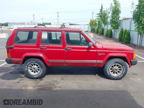 1989 Jeep Cherokee with VIN 1J4FT38L3KL577747, listed as a IAAI auction lot 42577047 with 144,312 mi miles and . Bid and sale history available at DreamBid. Image 13.