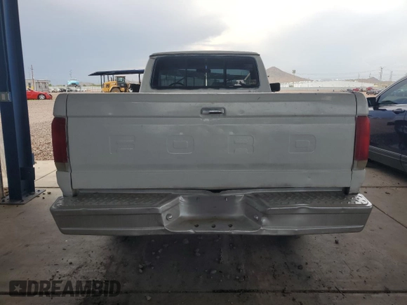 1988 Ford F-150 with VIN 1FTDF15Y2JNA12868, listed as a Copart auction lot 64960344 with 240,079 mi miles and Clean Title. Bid and sale history available at carsss.com. Image 6.
