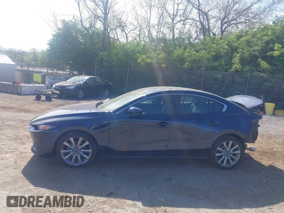 2019 Mazda 3 Preferred with VIN 3MZBPADL5KM107878, listed as a IAAI auction lot 42101982 with 26,495 mi miles and . Bid and sale history available at DreamBid. Image 14.