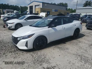 2025 Nissan Sentra SR z VIN 3N1AB8DV2SY283192, wystawiony jako Copart lot #60323945 z przebiegiem 11 300 mil mil oraz Szkoda całkowita • Salvage title. Historia ofert i sprzedaży dostępna na DreamBid. Obrazek 1.