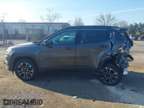 2022 Jeep Compass High Altitude with VIN 3C4NJDCB6NT197452, listed as a IAAI auction lot 41892361 with Not Provided miles and . Bid and sale history available at DreamBid. Image 13.