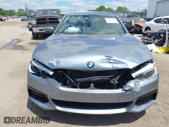 2017 BMW 5 Series 540i with VIN WBAJE5C32HG916462, listed as a IAAI auction lot 42031146 with Not Provided miles and . Bid and sale history available at carsss.com. Image 6.