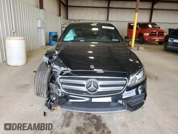 2019 Mercedes-Benz E 300 with VIN WDDZF4KB8KA528772, listed as a Copart auction lot 46392773 with 33,236 mi miles and . Bid and sale history available at DreamBid. Image 5.