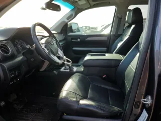 2016 Toyota Tundra Platinum z VIN 5TFGW5F11GX211574, wystawiony jako Copart lot #75138854 z przebiegiem 58 044 mil mil oraz Szkoda całkowita • Salvage title. Historia ofert i sprzedaży dostępna na DreamBid. Obrazek 7.