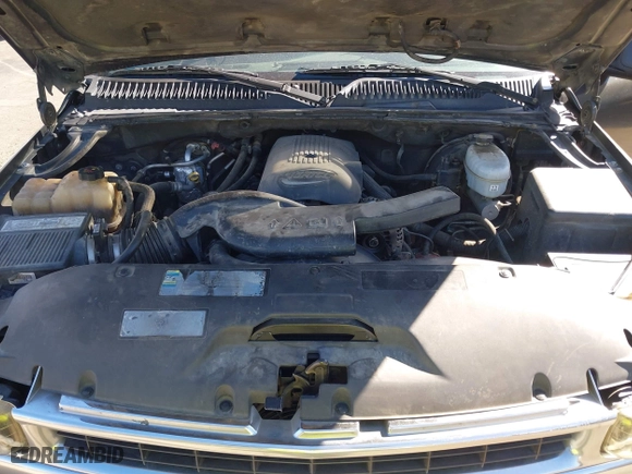 2003 Chevrolet Tahoe LT with VIN 1GNEC13T23R289916, listed as a IAAI auction lot 41408918 with 95,711 mi miles. Bid and sale history available at carsss.com. Image 10.