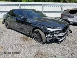 2019 BMW 7 Series 740i with VIN WBA7E2C51KB454698, listed as a Copart auction lot 67082613 with 10,000 mi miles. Bid and sale history available at carsss.com. Image 10.