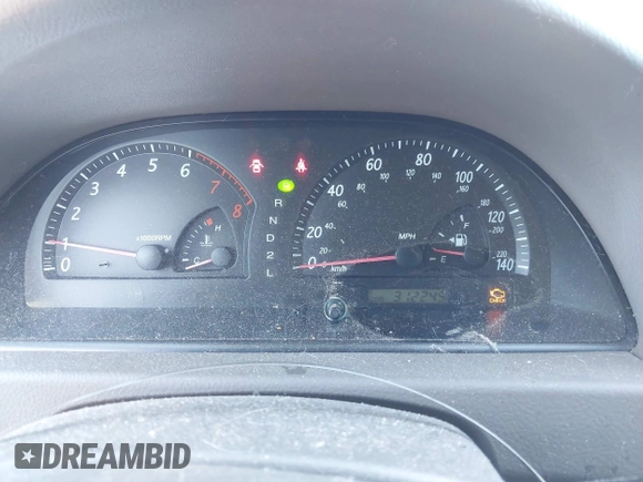 2002 Toyota Camry LE z VIN 4T1BE32K52U506649, wystawiony jako IAAI lot #41586416 z przebiegiem 312 245 mil mil oraz . Historia ofert i sprzedaży dostępna na DreamBid. Obrazek 7.