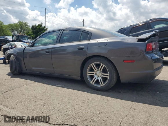2013 Dodge Charger SE z VIN 2C3CDXBG5DH638254, wystawiony jako Copart lot #58925295 z przebiegiem 201 802 mil mil oraz Szkoda całkowita • Salvage title. Historia ofert i sprzedaży dostępna na DreamBid. Obrazek 2.