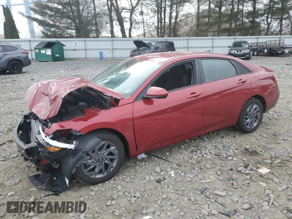 2024 Hyundai Elantra SEL with VIN KMHLM4DG5RU729855, listed as a Copart auction lot 47969195 with 11,835 mi miles and Salvage Title. Bid and sale history available at carsss.com. Image 1.