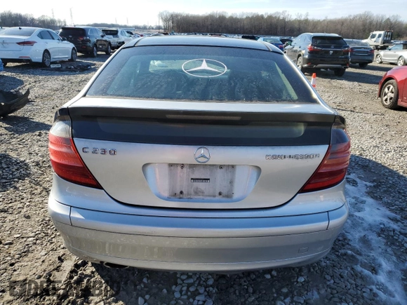2002 Mercedes-Benz C 230/260/280/320 with VIN WDBRN47JX2A365019, listed as a Copart auction lot 88321555 with 194,316 mi miles and Salvage Title. Bid and sale history available at DreamBid. Image 6.