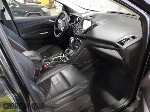 2014 Ford Escape Titanium with VIN 1FMCU9J96EUE26645, listed as a IAAI auction lot 41835893 with 83,730 mi miles. Bid and sale history available at carsss.com. Image 5.