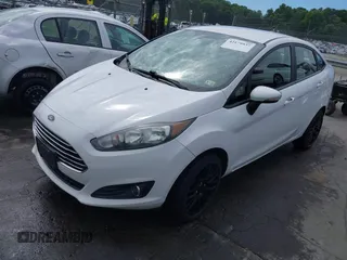 2019 Ford Fiesta SE z VIN 3FADP4BJ2KM143337, wystawiony jako IAAI lot #42179937 z przebiegiem 124 078 mil mil oraz . Historia ofert i sprzedaży dostępna na DreamBid. Obrazek 17.