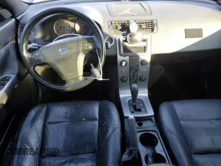 2007 Volvo V50 с VIN YV1MW682X72294394, выставлен на аукционе Copart как лот 87945455 с пробегом 102 477 миль миль и Списание • Salvage title. История ставок и продаж доступна на DreamBid. Изображение 8.
