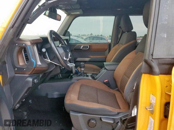 2021 Ford Bronco с VIN 1FMDE5DH6MLB02239, выставлен на аукционе Copart как лот 55315985 с пробегом 36 310 миль миль и На запчасти • Non repairable. История ставок и продаж доступна на DreamBid. Изображение 7.